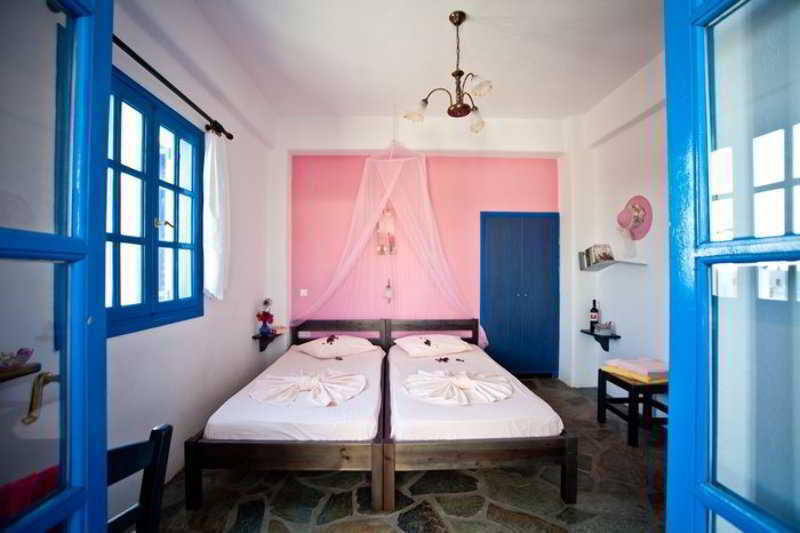Evi Rooms Alikí Екстериор снимка