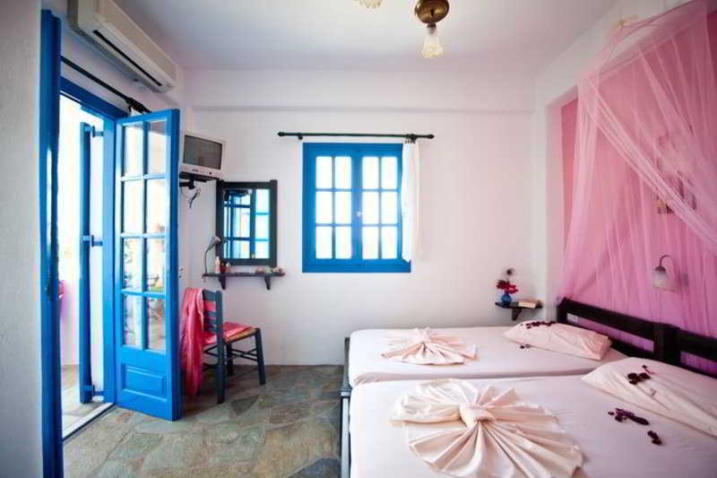 Evi Rooms Alikí Екстериор снимка
