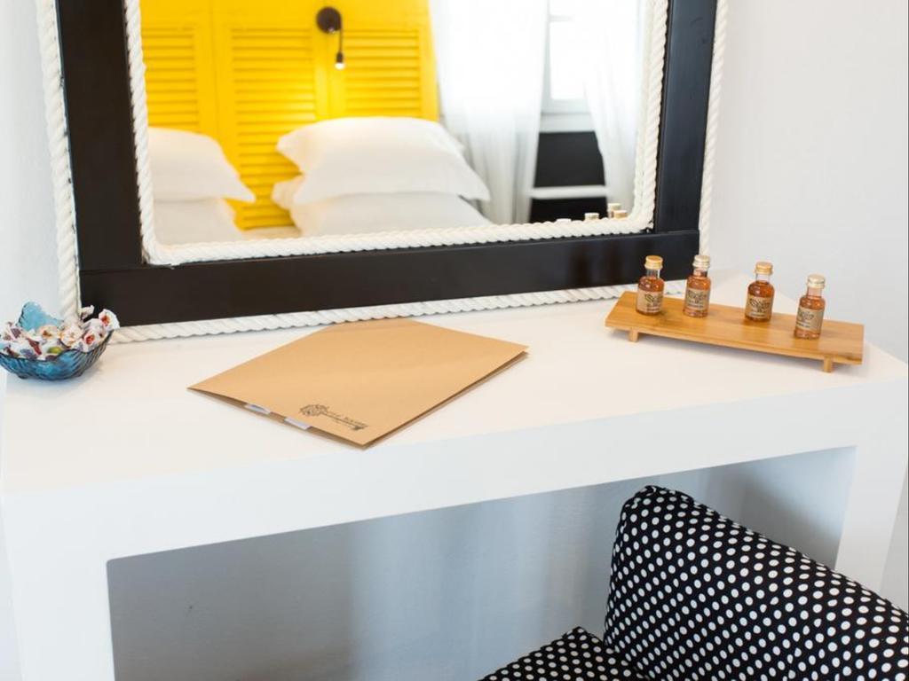 Evi Rooms Alikí Стая снимка