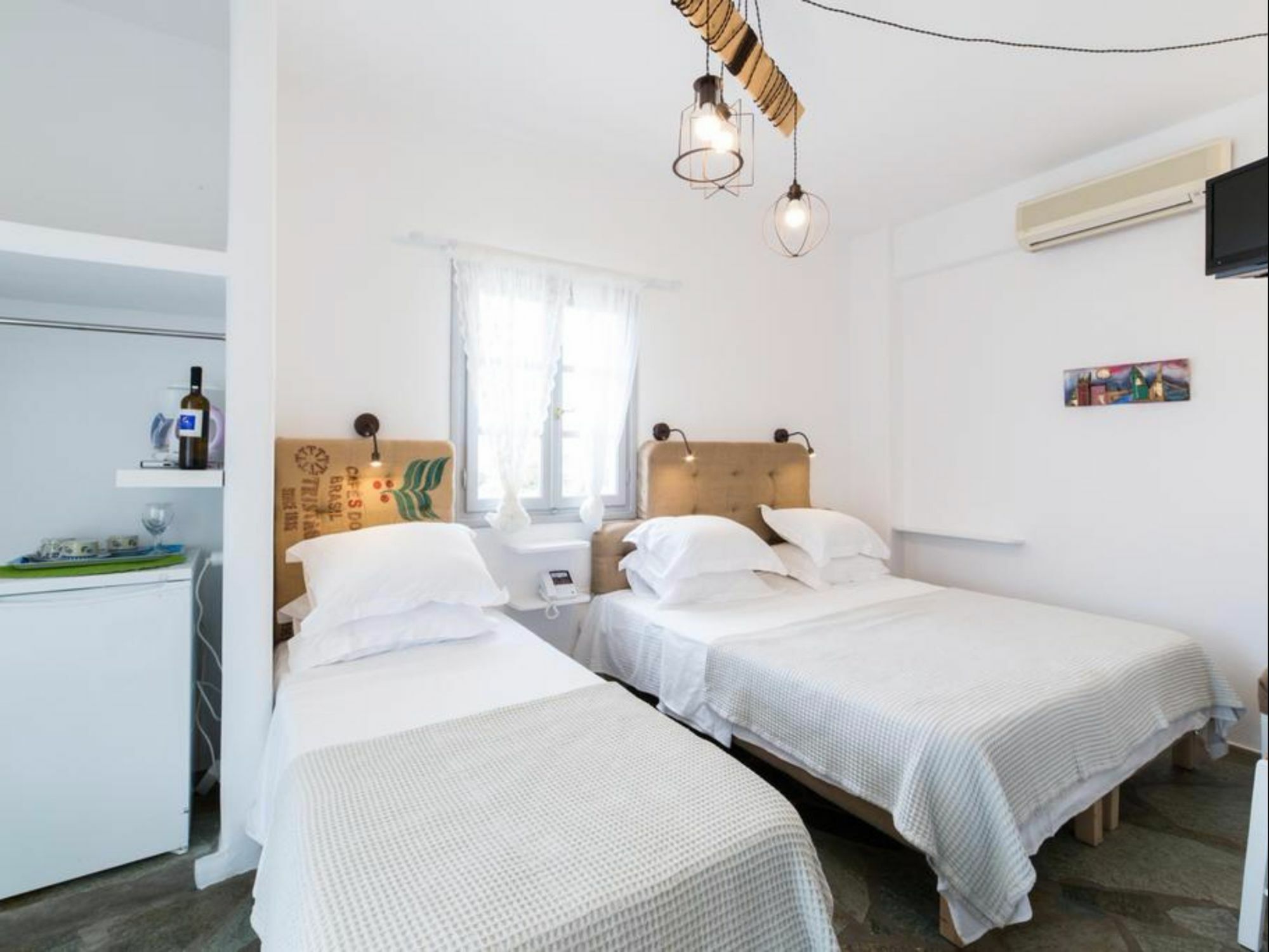 Evi Rooms Alikí Екстериор снимка