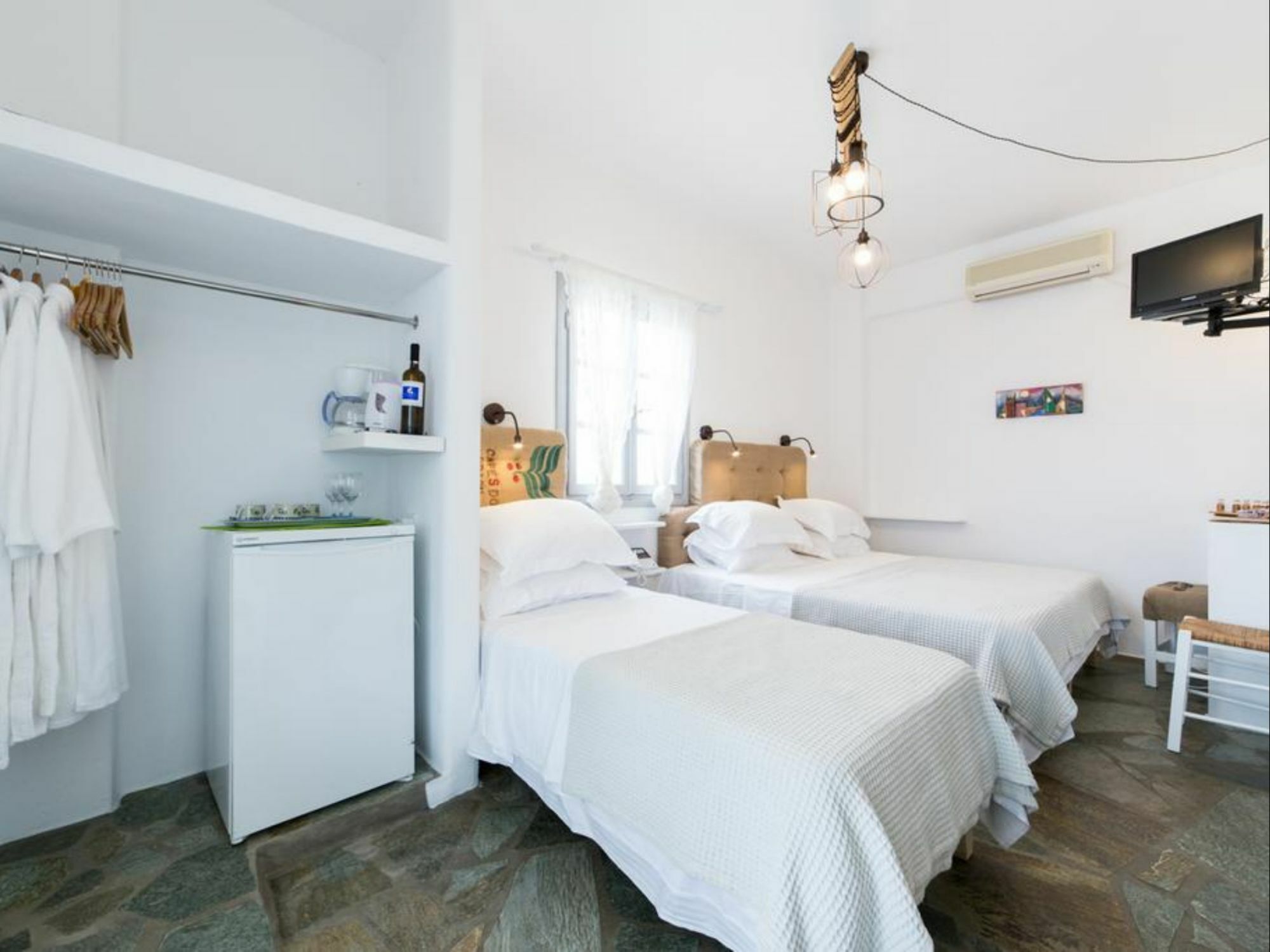 Evi Rooms Alikí Екстериор снимка