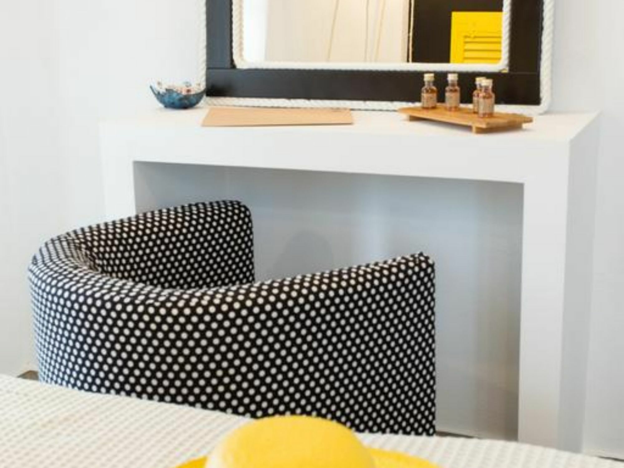 Evi Rooms Alikí Екстериор снимка