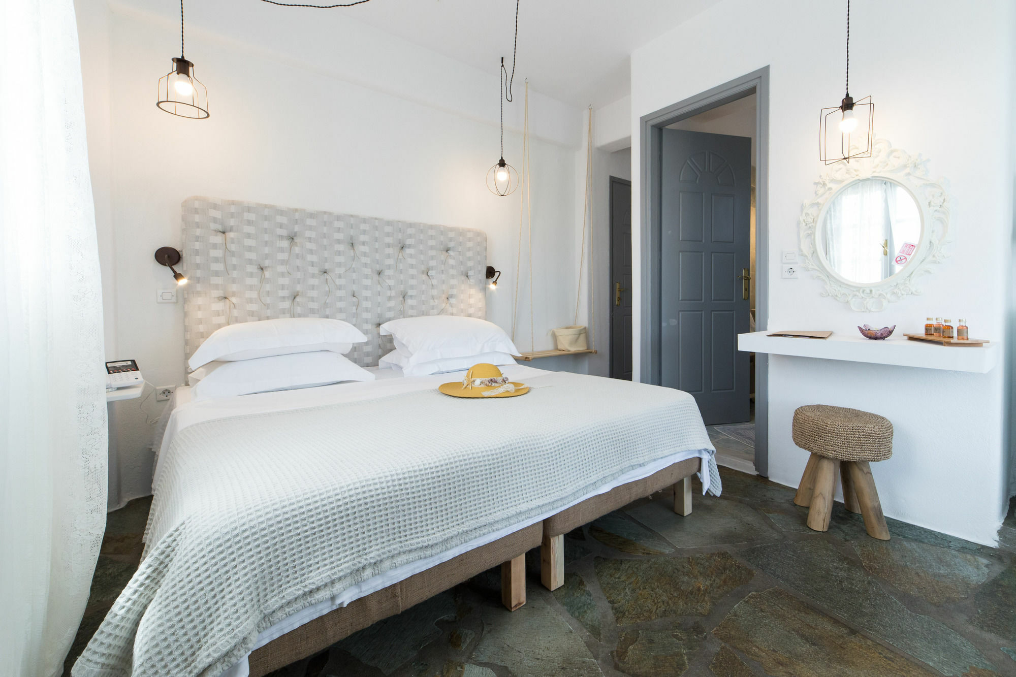 Evi Rooms Alikí Екстериор снимка