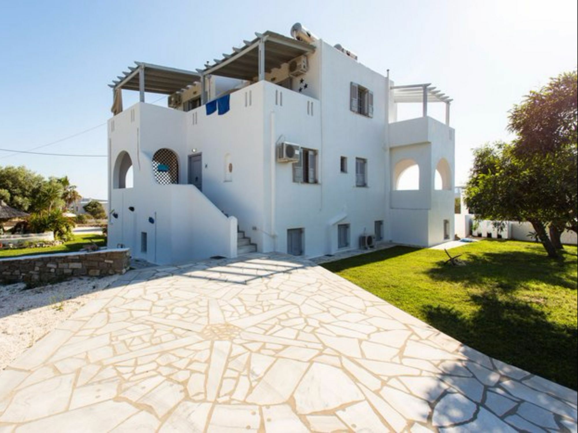 Evi Rooms Alikí Екстериор снимка